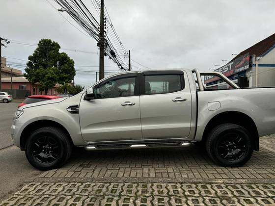 FORD RANGER 2.5 XLT 4X2 CD 16V FLEX 4P MANUAL FORD RANGER 2.5 XLT 4X2 CD 16V FLEX 4P MANUAL